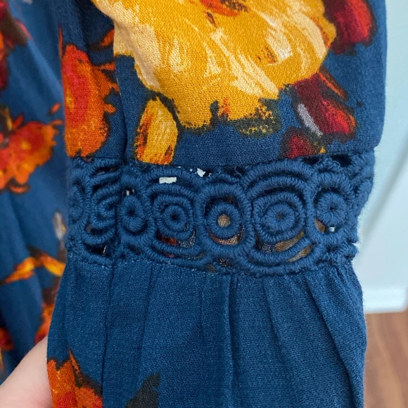 Blu Pepper Navy Floral Bohemian Keyhole Dress Med - Picture 4 of 7